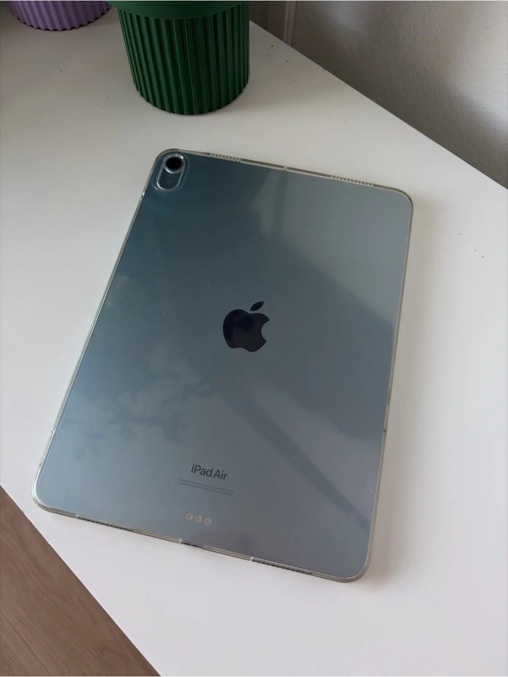 Apple iPad Air 11in Bundle